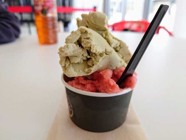 Tripot cafe BAKE stand Hotei