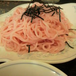 新華苑 - 特注梅味そば。