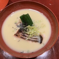 青蓮院門跡前 月おか - 
