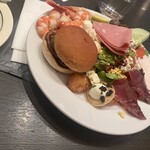 ロウリーズ・ザ・プライムリブ - 