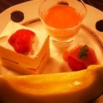 ホテル雅叙園東京 - マスクメロンと季節の杏仁豆腐