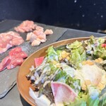 隠れ家個室 炭火鶏焼き 濃厚水炊き鍋 鶏まる - 