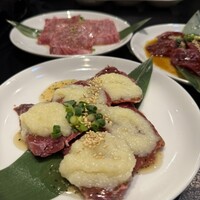 老舗精肉店直送 千種焼肉 飛騨牛の奴隷 千種店 - 