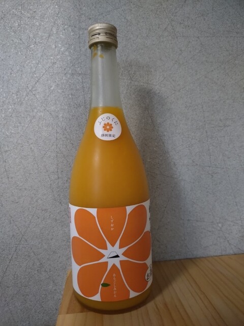 【今井政之】酒盃　刷毛目　桐共箱　共布　側底部在銘　酒器　盃　ぐい呑み 口コミ一覧 : 和酒の専門店 今井商店 - 伊東/その他 [食べログ]