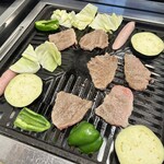 大和榛原牛 うし源 本店 - 