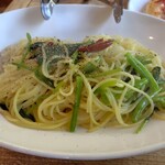 いんば学舎 オソロク倶楽部 - ほうれん草のペペロンチーノ（大盛り）