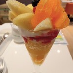 フォーシーズンズカフェ - デコポン＆沖縄パインパフェ