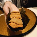 西麻布けんしろう - 和牛の雲丹ユッケドッグ