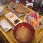 海鮮市場 どんどん - 