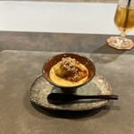 cuisine C - 紅はるかのプリン　塩水ウニ　のせ
