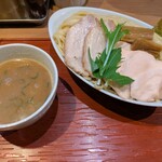麺 ヒキュウ - 