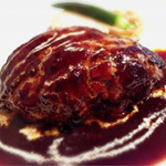 Bistro Roven - ハンバーグ２００g・デミグラスソース（1,150円）