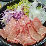 淡路島肉丼製作所 牛と米 - 
