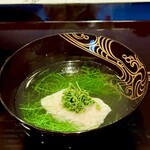 割烹 新多久 - ・ナメタガレイのお椀 花山椒