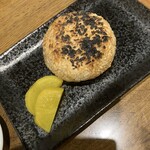 あした家 - 焼きおにぎり。締めの食事も充実しており、他にもしじみラーメン、オム焼きそば、納豆炒飯など、、、ありますよ