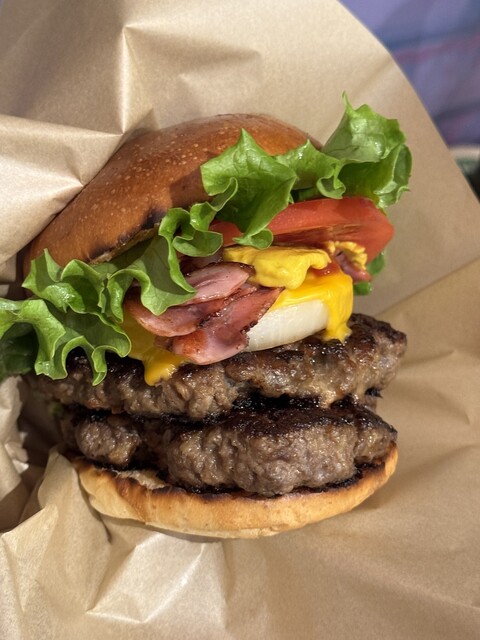 John Bradley cafe 船岡｜ハンバーガーとカフェの人気店