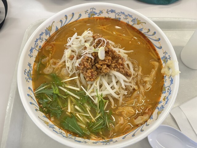 レストランこまくさ（雫石町）｜牛丼・岩手高原スノーパーク2Fのおすすめ店