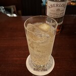 バー ジャダ - R7.5  アベラワー10年ソーダ割り