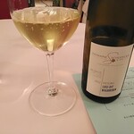 シェムラブルリス - ペアリング4　白ワイン　本当は豚肉料理(ハーブで風味づけ)とのペアリング。ハーブのくどさをスッキリさせてくれました。
