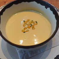 ザ タヴァン グリル＆ラウンジ - 