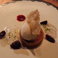 ザ タヴァン グリル＆ラウンジ - 