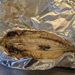 食べるお宿 浜の湯 - アジの干物 ちょっと食べちゃいました。