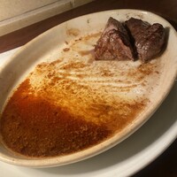 カルネジーオ イースト - 