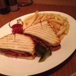 グランド キッチン - ローストビーフ･サンドウィッチ