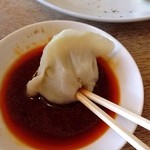 成龍飯店 - 穴を開けないと大惨事になります