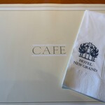 ザ・カフェ - 店内にて