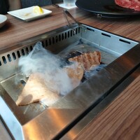 焼肉うしごろ 新宿三丁目店 - 