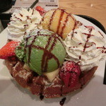 BEANS BINS COFFEE - アイスワッフル