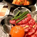 京の焼肉処 弘 西院店 - 和牛ユッケ