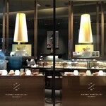 ピエール マルコリーニ - 外観