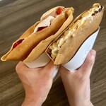 オザキクレープ - ・桜あんぎゅうひホイップ＋いちご
      ・ホントノチョコ ホイップ+いちご+アーモンド