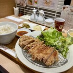 台湾から揚げとパイクー専門店 桃園 - 国産豚の排骨（パイクー）ランチ