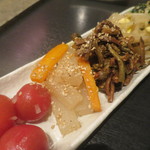 焼肉  炭聖 - ナムル盛り合わせ