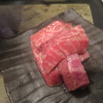 焼肉  炭聖 - もも芯短冊焼き（ゆず胡椒で）