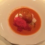リストランテ ラ・バリック トウキョウ - トマトと夏野菜の冷製スープ　毛蟹添え 
      