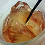 シエロアスール・カフェ - 氷はキューブでなくロックアイスです。