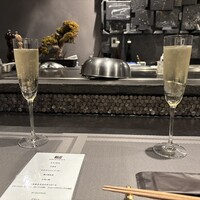 鉄板焼 漆 - スパークリングで乾杯