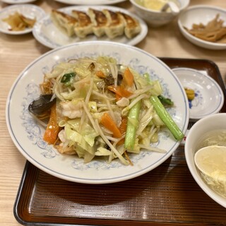 ぎょうざの満洲_0