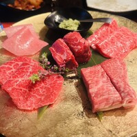 牛牛 西麻布 総本店 - 