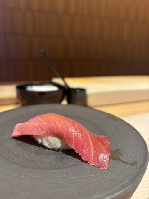 鮨 新波 - 麹町/寿司 | 食べログ