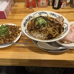 中華そば 牡丹 西宮店 - 