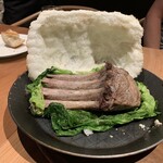 caillou - 羊の塩釜焼き