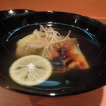 衛藤 - 椀物　ズームアップ