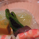 衛藤 - 炊合せ　ズームアップ