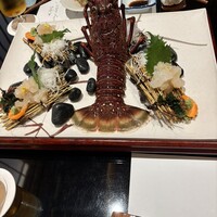 中納言 千日前味楽館 - 伊勢海老の活け造り