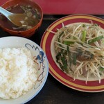 温州菜館 - 料理写真:ニラレバ定食